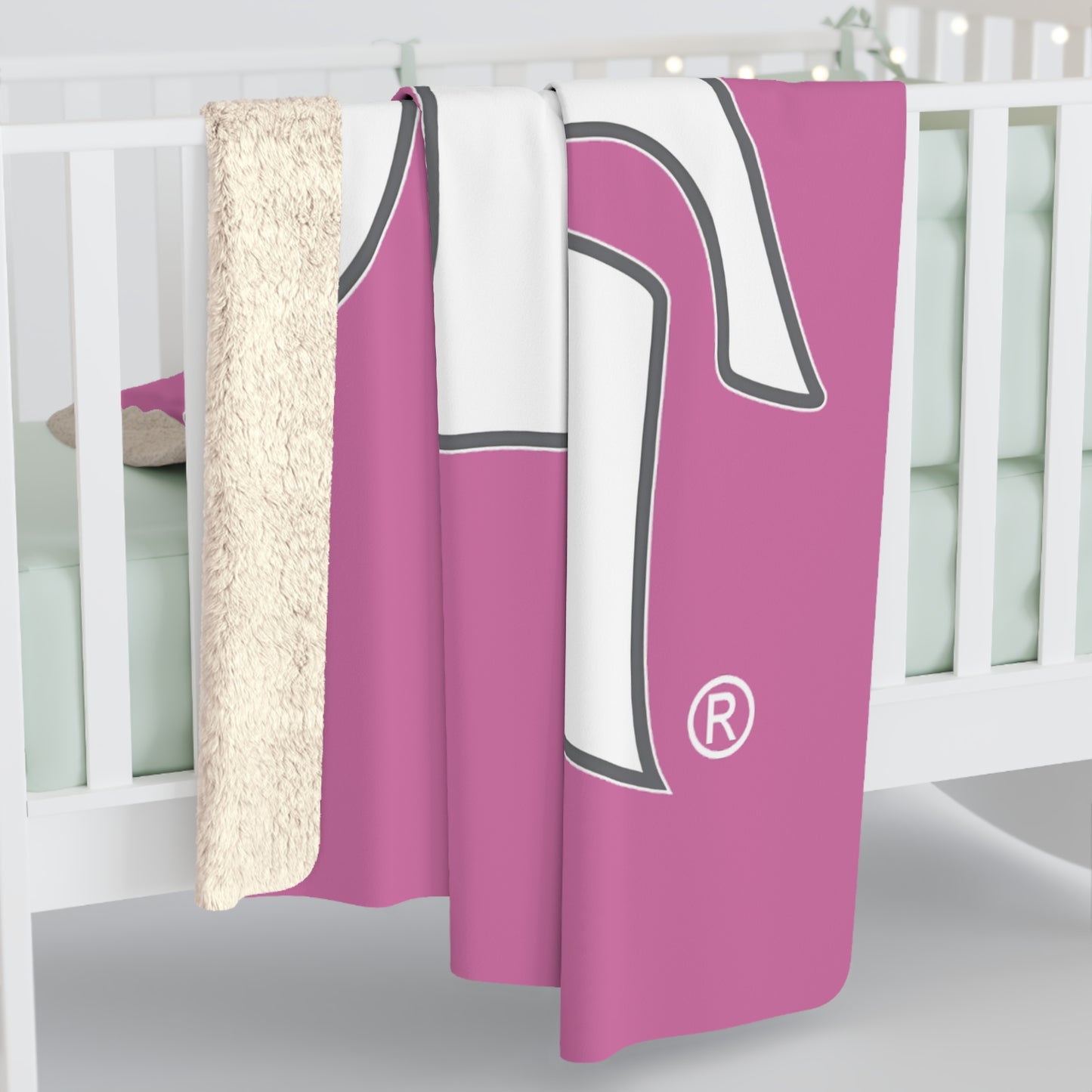 Spartan White Logo Comfy Sherpa Fleece Pink Blanket
