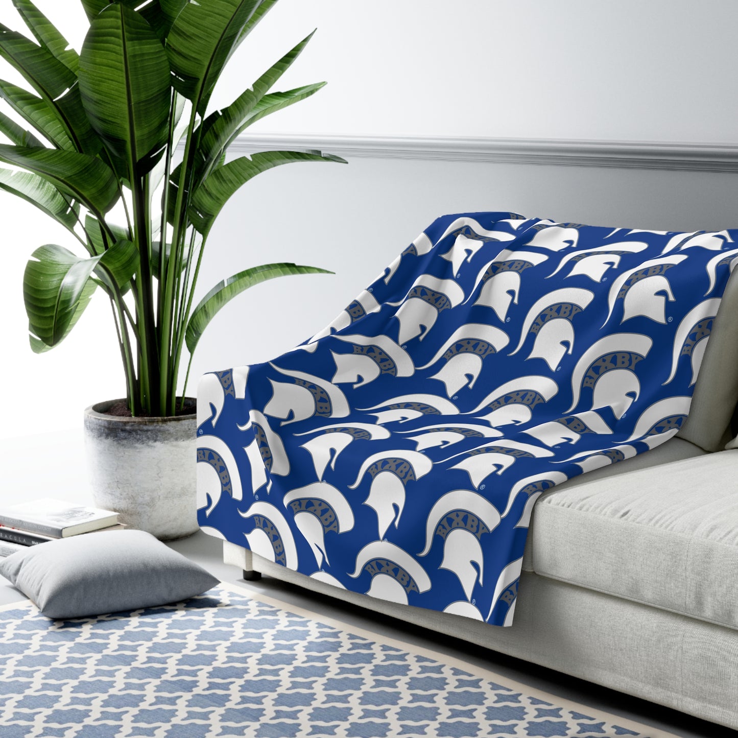 Bixby White Small Pattern Logo Comfy Sherpa Fleece Blanket