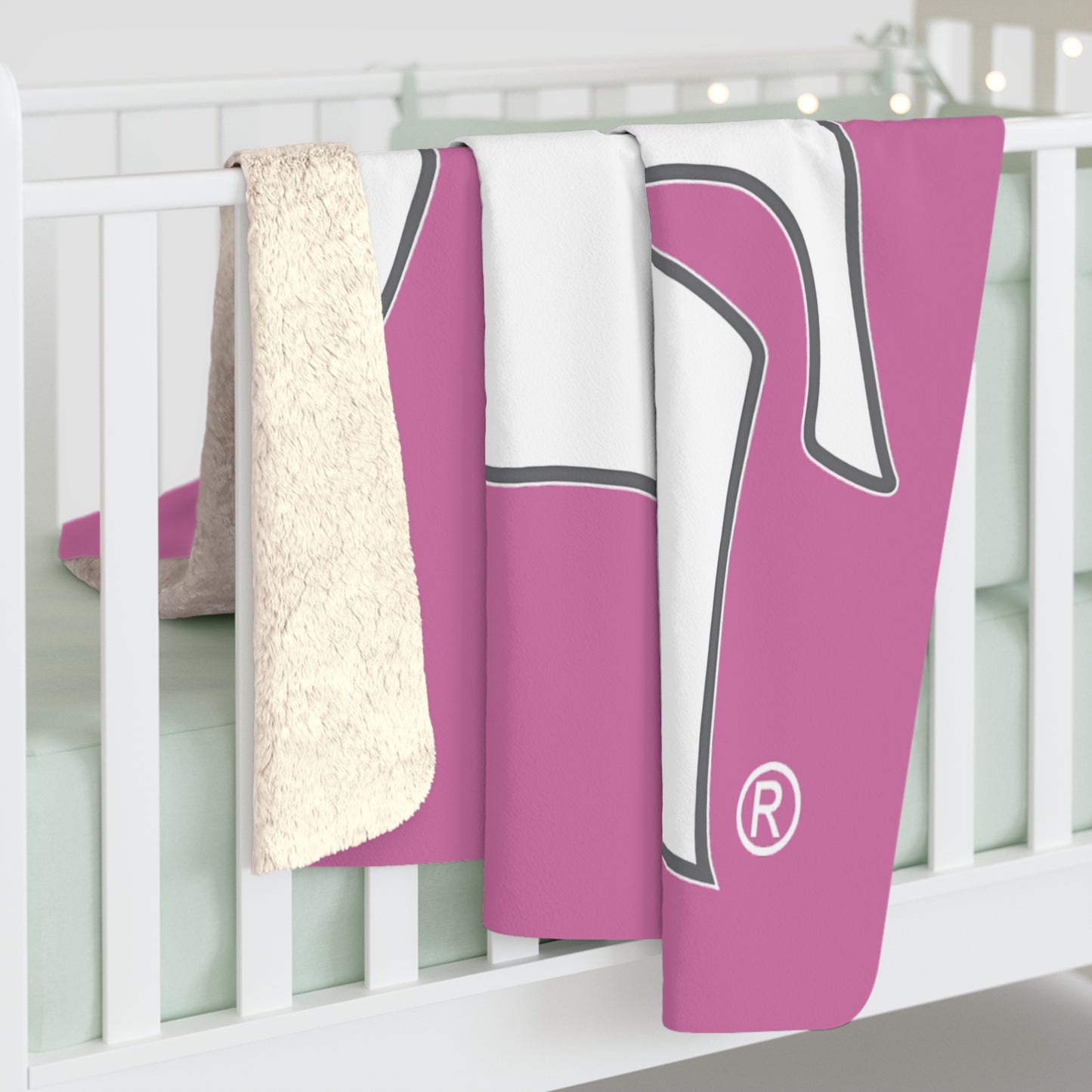 Spartan White Logo Comfy Sherpa Fleece Pink Blanket