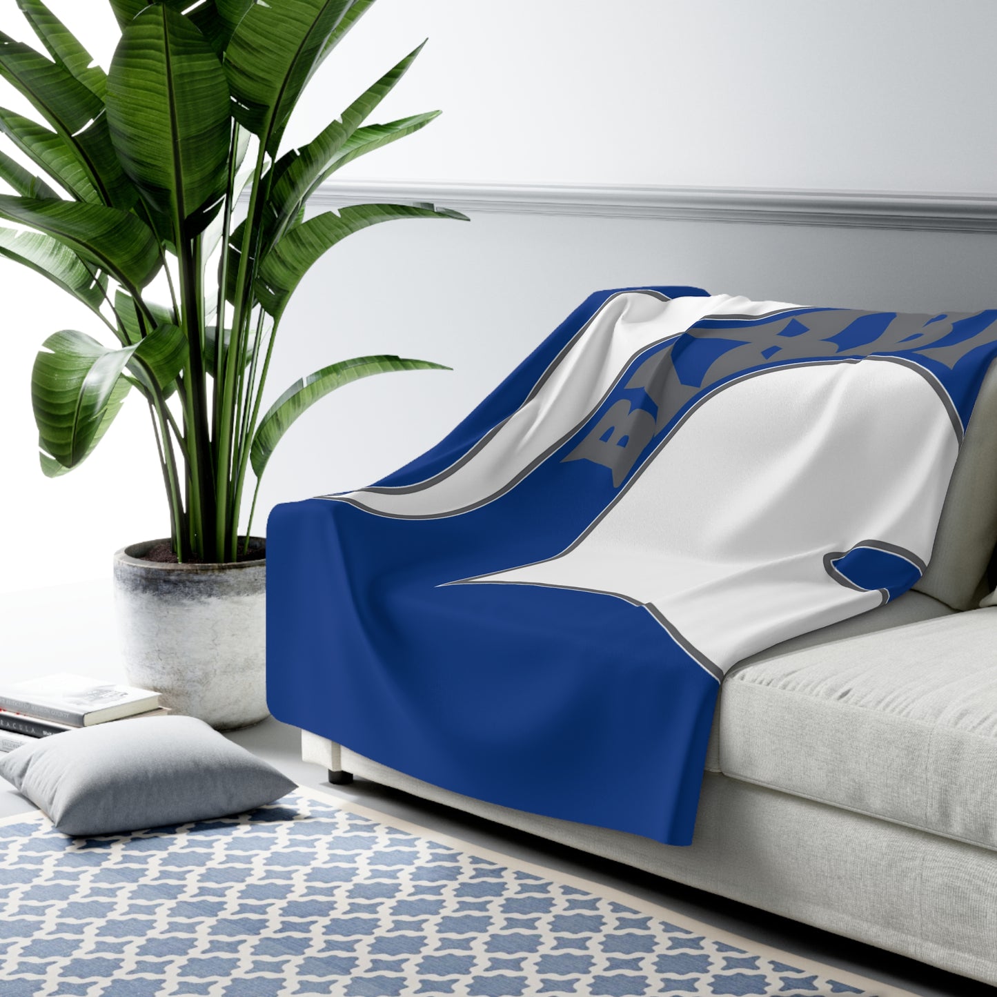 Spartan White Logo Comfy Sherpa Fleece Blanket