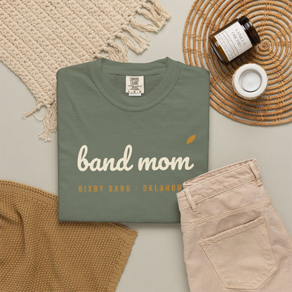 Band Mom Script Tee | Bixby