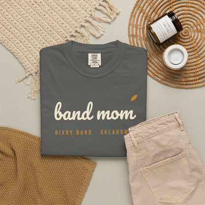 Band Mom Script Tee | Bixby