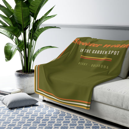 Sweater Weather in the Garden Spot Sherpa Blanket
